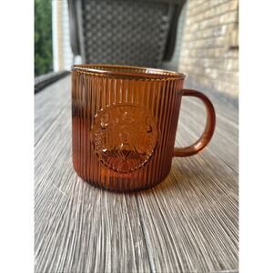 NWT Starbucks 2025 Holiday Winter Amber Pleated Glass 14oz Mug